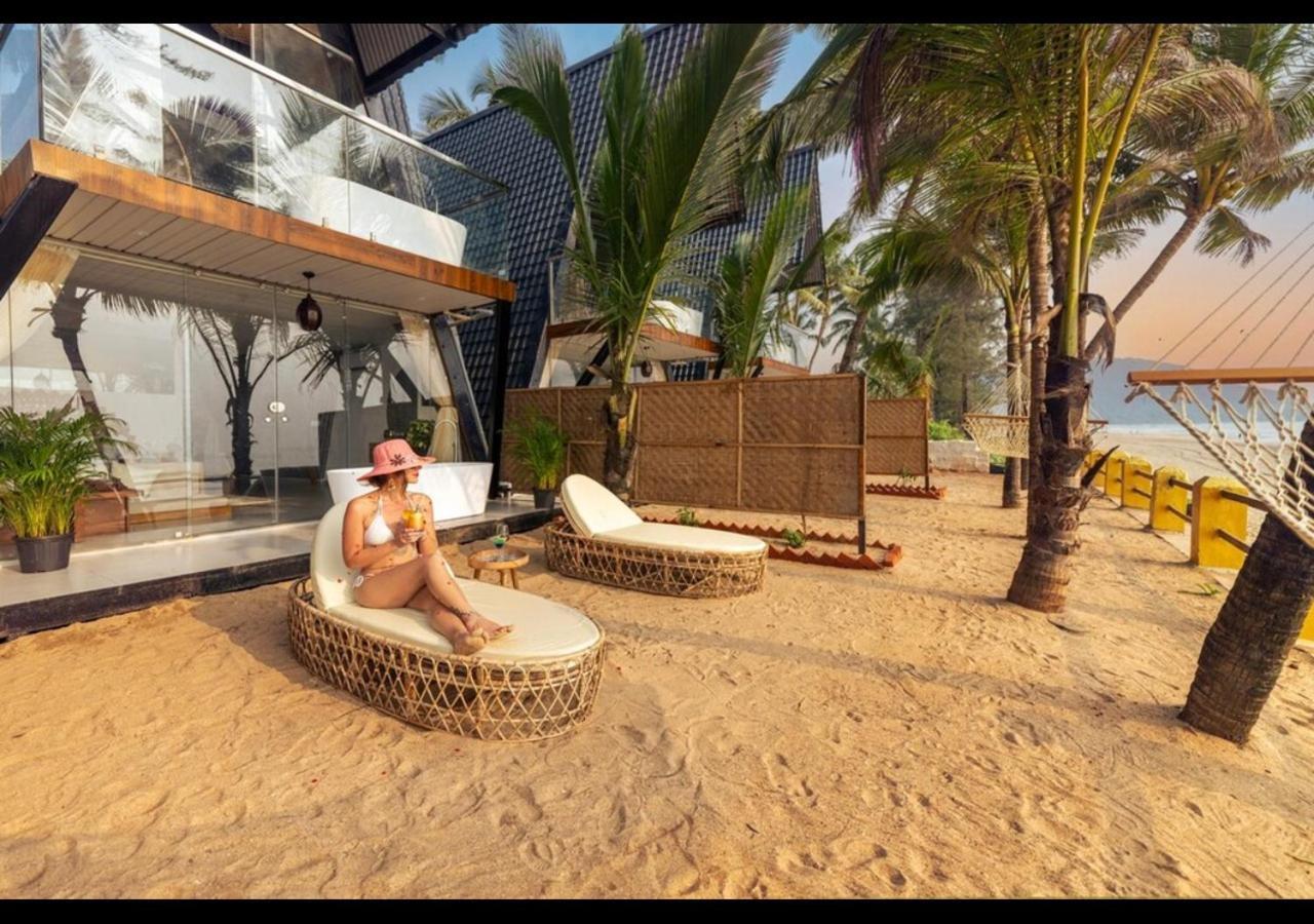 The Rose Goa Beach Resort Агонда Экстерьер фото